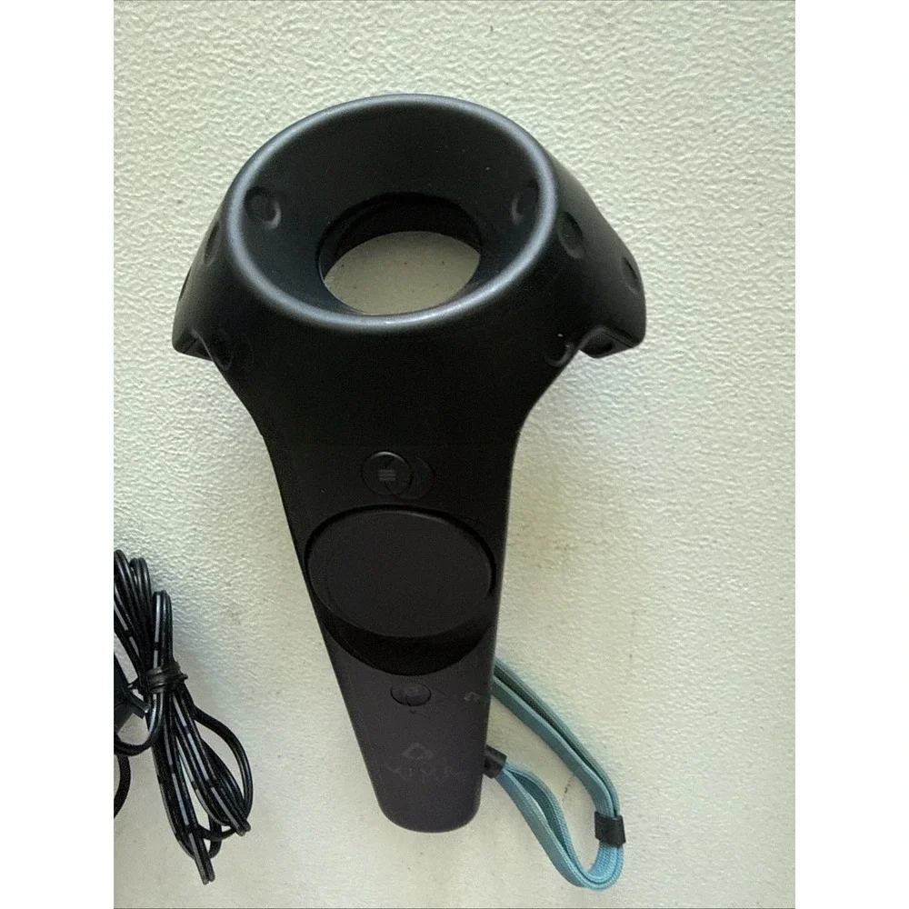 HTC Vive Base Station 1.0 Sensor & SteamVR Controller 2PR8100 Black